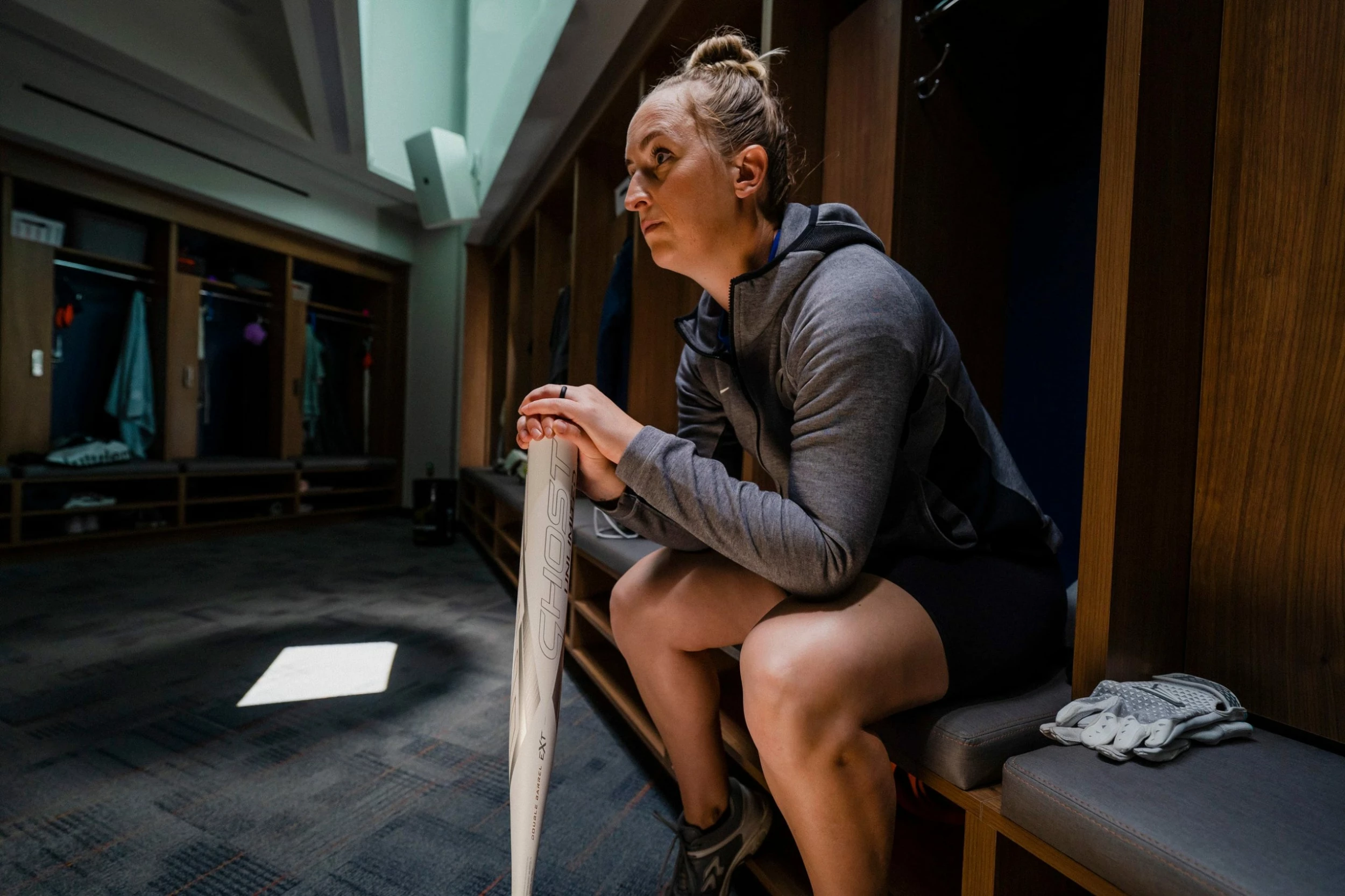 2023 Easton Ghost Unlimited (-9) Fastpitch Softball Bat: FP23GHUL9 - Image 9